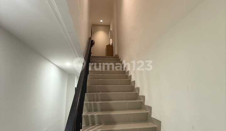 Osaka Pantai Indah Kapuk 2 Commercial Building, 3 floors, well renovated Osaka Pantai Indah Kapuk 2 Commercial Building, 3 floors, well renovated