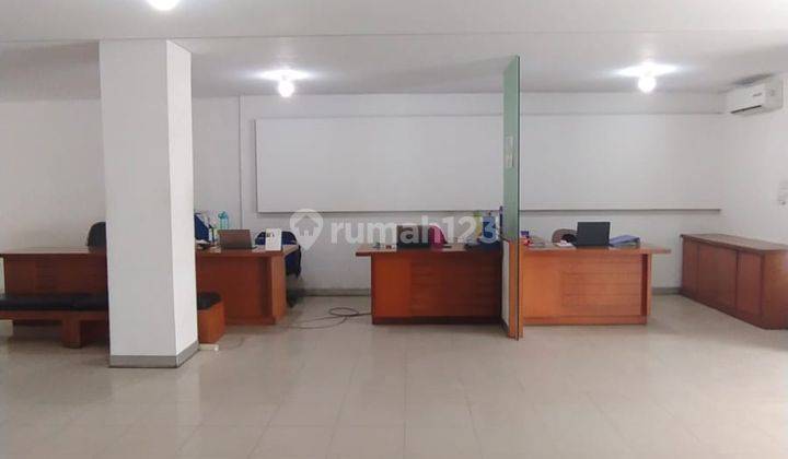 Gedung Kantor Sunter Jakarta Utara, Siap Pakai, SHM Semi Furnish. 2