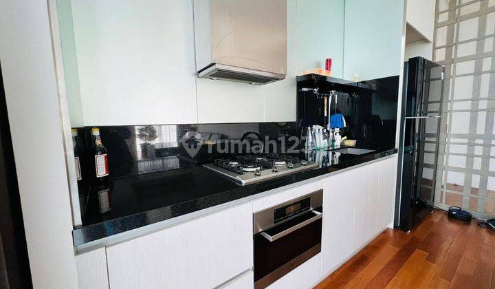 Apartement Verde 3 BR Furnished Sudah Renovasi, Parkit, East Twer 2