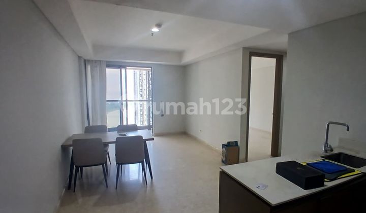 Gold Coast apartment, 3 bedrooms, furnished, view of the golf island sea, high floor.