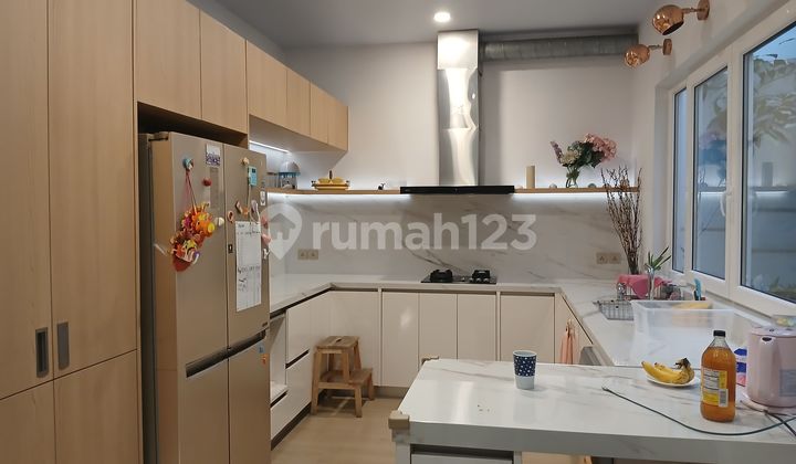 Golf Island House Fully Furnished Ready to Live In, Fully Furnished, Renovated 2