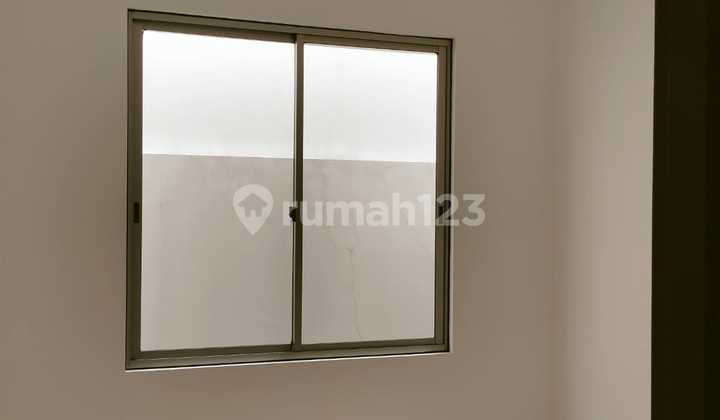 Rumah Pantai indah kapuk 2, jakarta utara, unfurnished  2