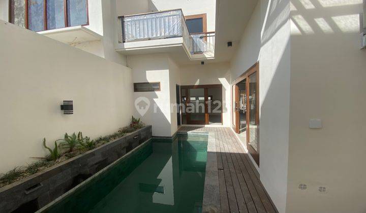 Rumah Semi Villa Fully Furnish Dengan Akses Jalan Lebar 1