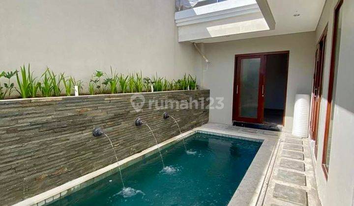 Villa Mewah Dengan Lokasi Premium Dan Strategis Dekat Pantai 1