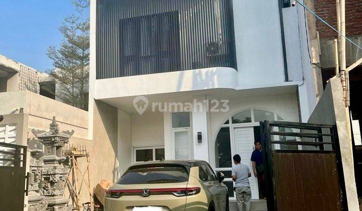 Rumah Baru 2 Lantai Nyaman Dan Aman Di Lokasi Perkotaan Renon 2