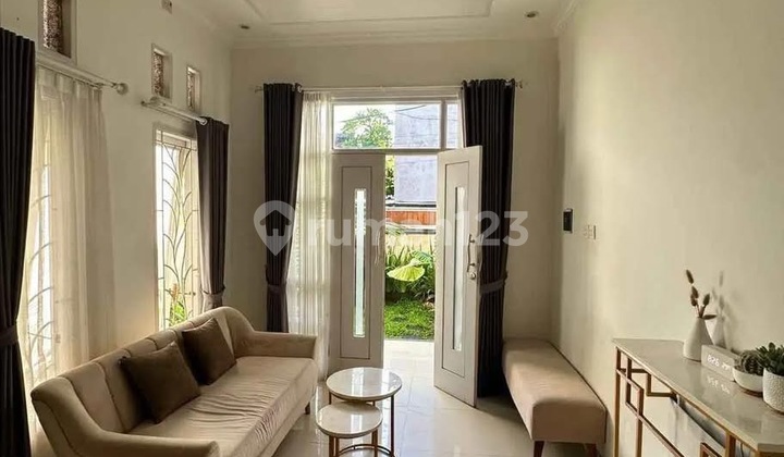 Rumah Second Siap Huni Dekat Dyatmika Scholl dan Sanur