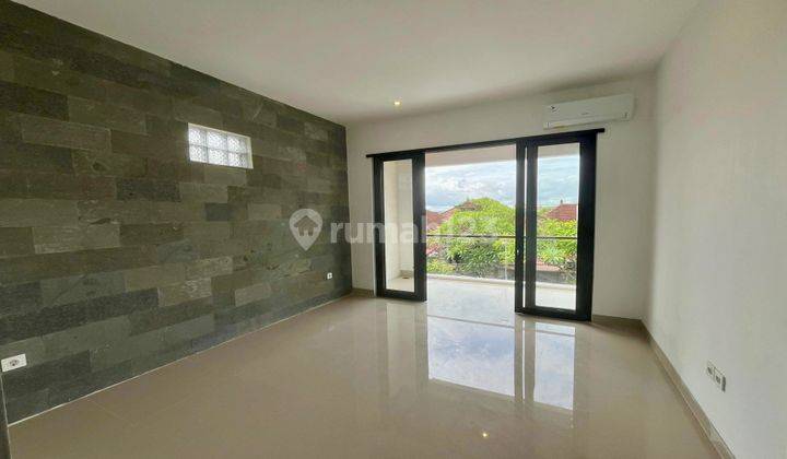 Semi Villa House Ready to Move In Premium Location Near Canggu 2