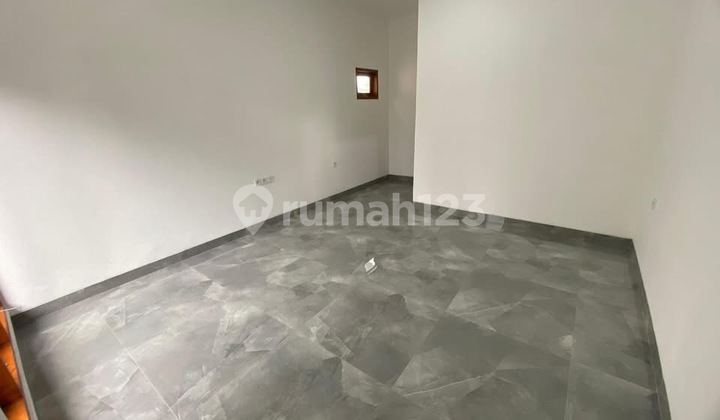 Luxury Rumah Pusat Kota 3 Kamar Tidur Akses Pinggir Jalan Utama Luxury Rumah Pusat Kota 3 Kamar Tidur Akses Pinggir Jalan Utama