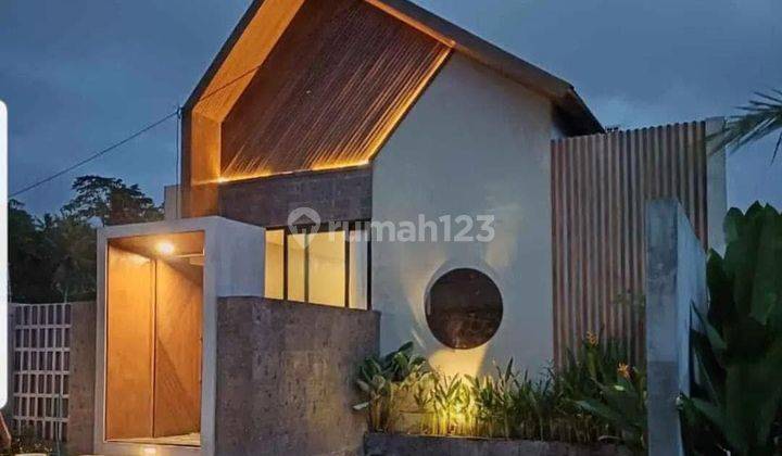 Rumah Semi Villa 2 Lantai Dengan Suasana Tenang Bersa Liburan 1