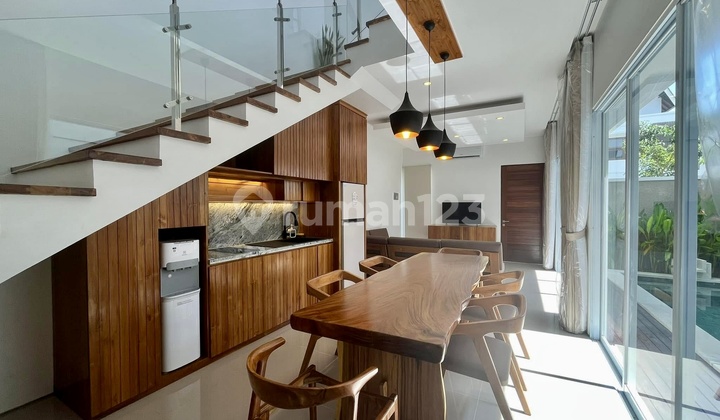 Villa Konsep Holiday Home Di Ungasan Dekat Pantai Kuta 2