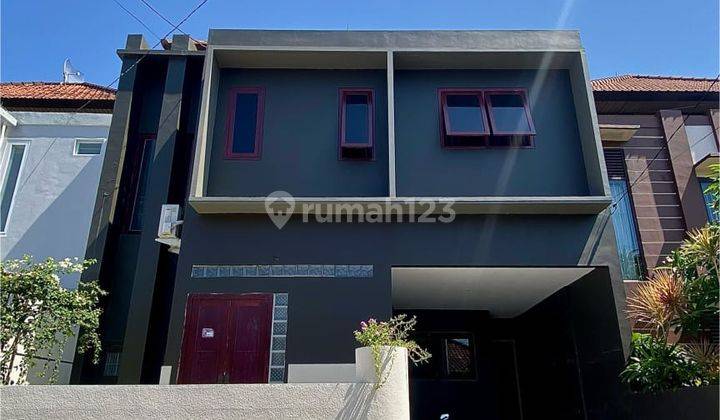 Rumah Minimalis Rasa Baru 2 Lantai Di Renon 2