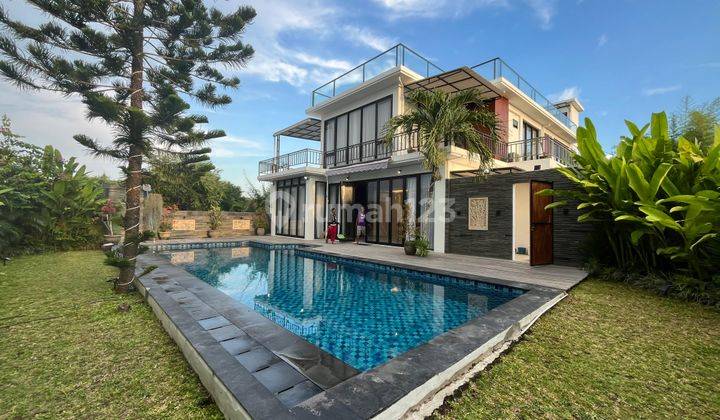 Villa Mewah Baru Siap Huni Dekat Ke Pantai Dengan View Jaln Tol 1