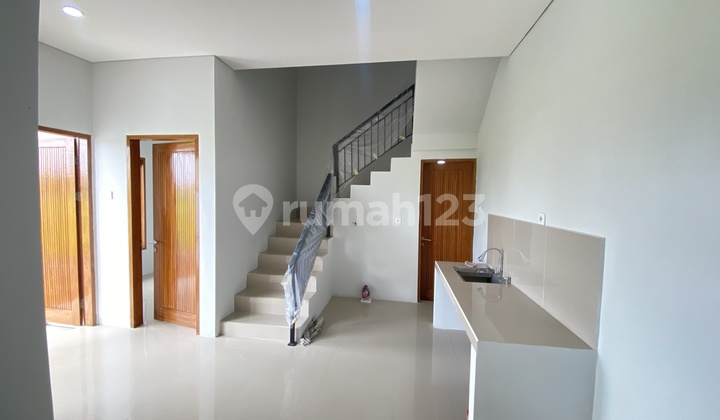 Rumah Baru 2 Lantai Minimalis Lokasi Strategis Dekat Bandara