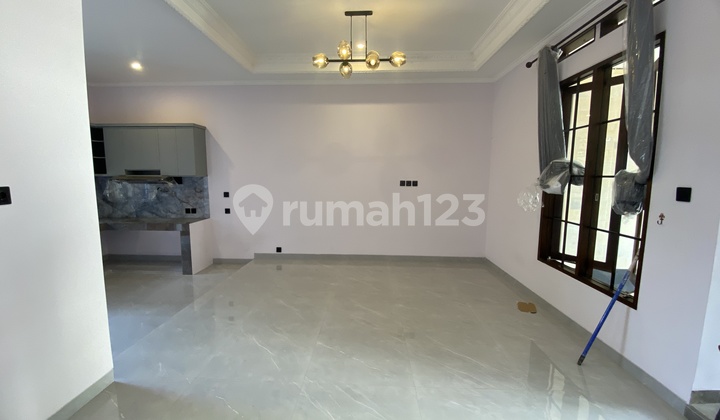 Rumah Baru Lantai 2 Selangkah Lapangan Renon Di Pusat Kota 2
