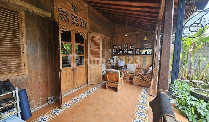 Small-Sized Flood-Free Land in a Luxurious Residential Area, Renon