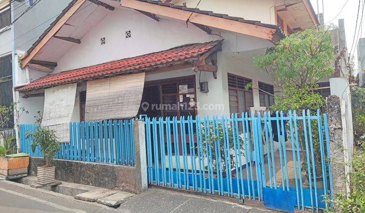 Rumah 1½ Lt Dekat Mall Roxy Mas & RS Sumber Waras di Jln Setia Kawan , Duri Pulo 1