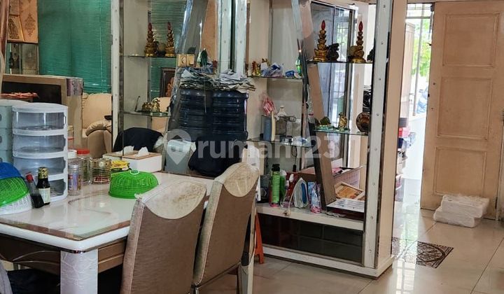 Rumah Kenari Golf Pik