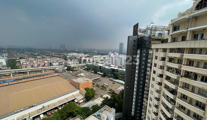 For sale. 2 bedroom apartment. Paladian Park.