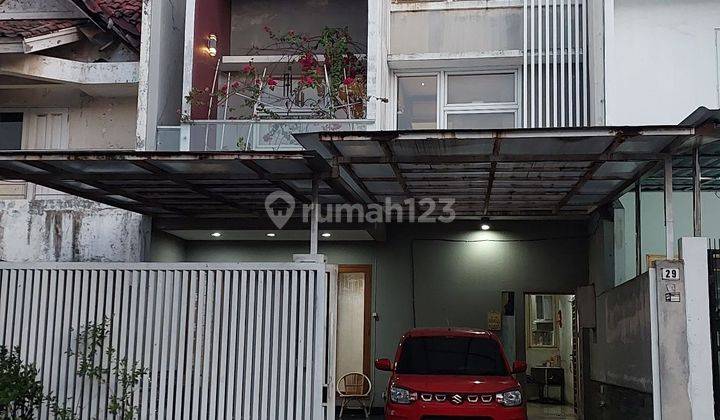 rumah 4 BR nyaman tenang 1