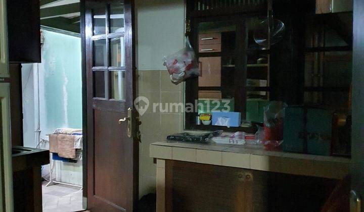 Rumah Vintage area bisnis 2