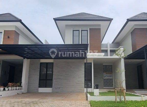 Rumah Bagus 2 Lantai Di Hilago Bsb City Siap Pakai View Danau 1