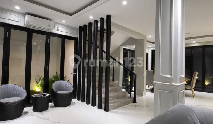 Rumah Furnished Mewah Di Bsb City, Lingkungan Nyaman, Siap Huni 2