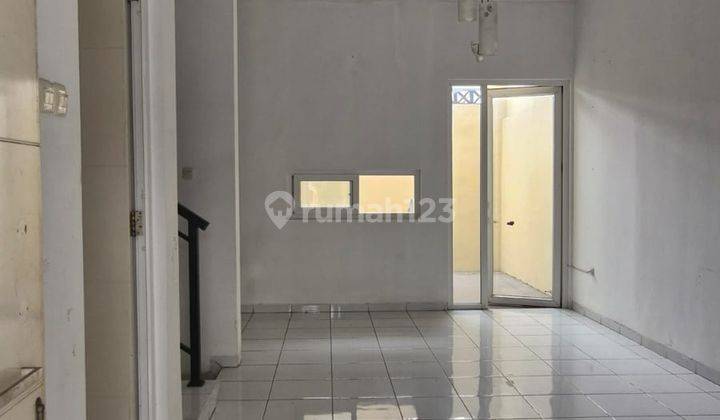Rumah Di Perumahan Mutiara Supriyadi, Siap Huni, Nyaman 2
