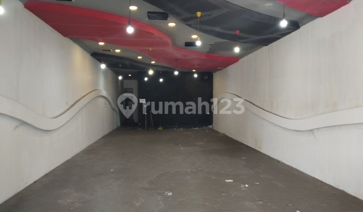 Ruang Usaha 1 Lantai Di Jalan Raya Semarang, Ramai Strategis 2