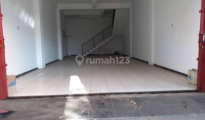 Ruko 2lt di Barito Halmahera, bagus, jalan lebar 2