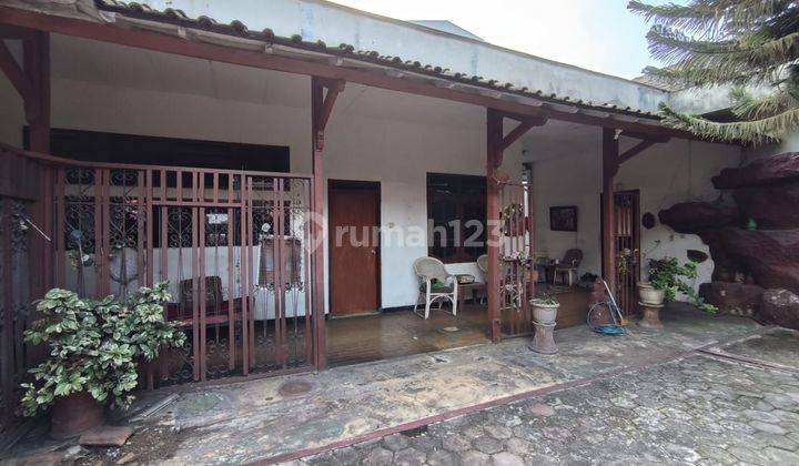 Rumah di Jl. Sompok lama hadap Selatan Peterongan tengah kota 2