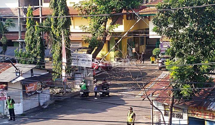 Ruko 2lt di Jl. Erlangga, Bagus, siap pakai, dekat UNDIP 2