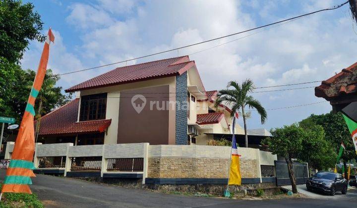 Rumah 2 Lantai di Jl. Tengger Bagus Posisi Hook Full Furnished 1