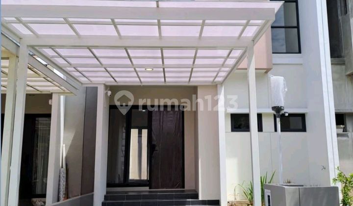 Rumah Graha Padma Full Furnished, Nyaman, Siap Huni 1