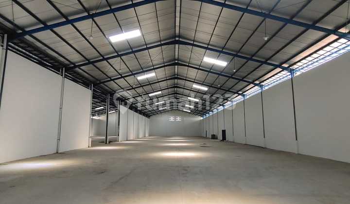 Warehouse Area 3120m² in KIC Gatsu Gatot Subroto 2