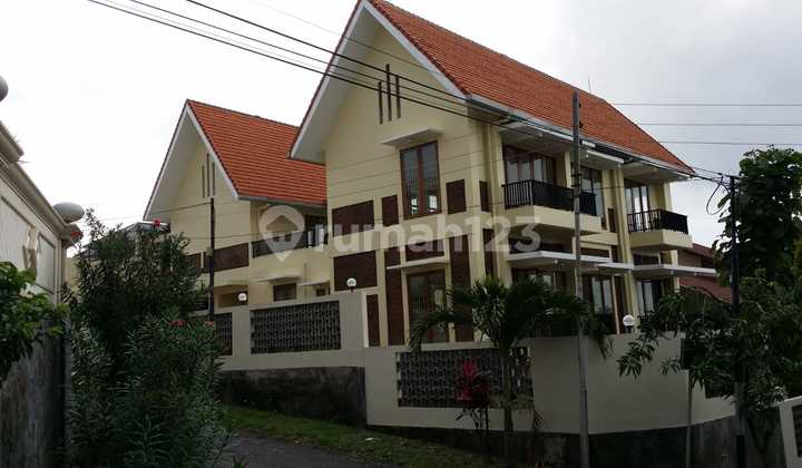 Rumah Baru Gress Di Bukitsari, Banyumanik, Model Unik Vintage 1