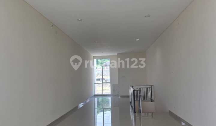2-Story Shop House in Ngaliyan, Ready to Use 2