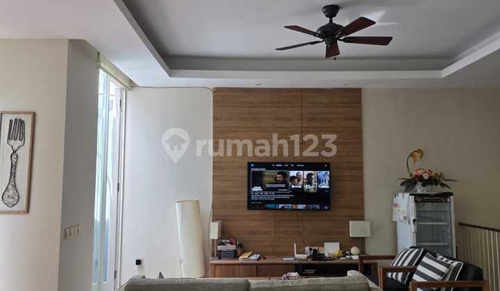 Rumah 4 Lantai di Citrasun, Bukit Sari, Furnished Siap Pakai 2
