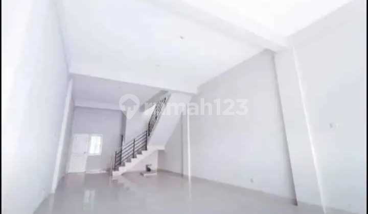 3-Storey Shop House in Salatiga, Spacious Parking, 2 Side-by-Side Units. 2