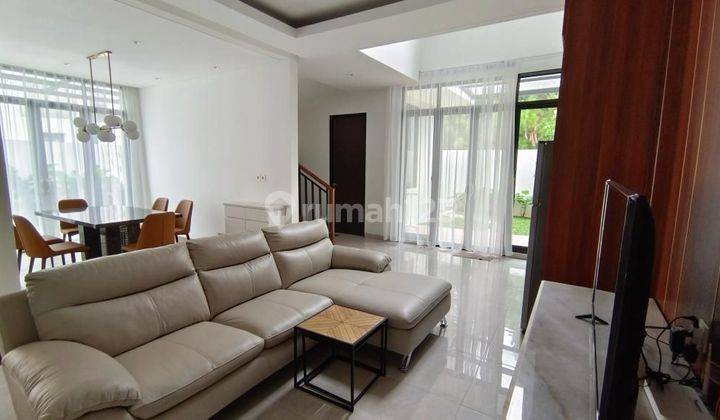 Rumah Bagus 2 Lantai Di Hilago Bsb City Nyaman Full Furnished 2