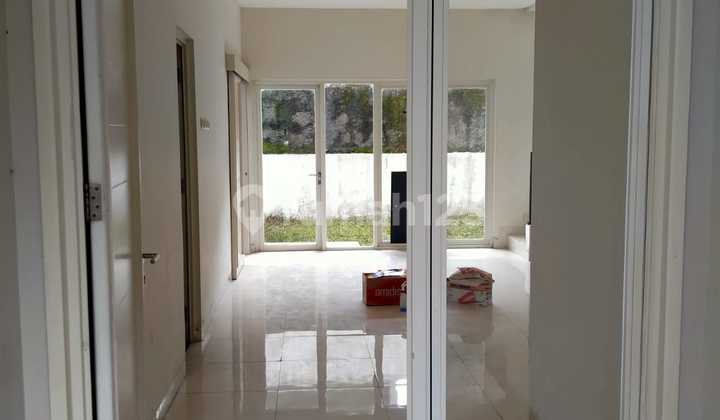 Rumah 2 Lantai di Candigolf Tembalang, Siap Huni 2