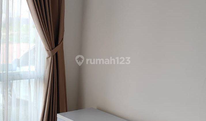 Rumah 2 Lantai Di Paramount Village Bagus Siap Pakai Furnished 2