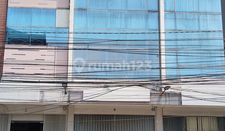 Ruko 3 Lantai Di Semarang Tengah, Siap Pakai, Ramai Strategis 1