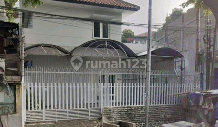 2-Story House in the City Center, Main Road, Ready to Use 1