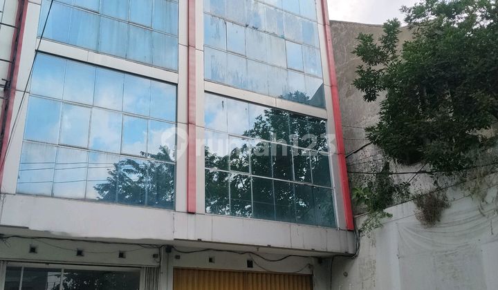 3-Story Shop House on Jl. Sriwijaya, Main Road, Busy and Strategic Location 1