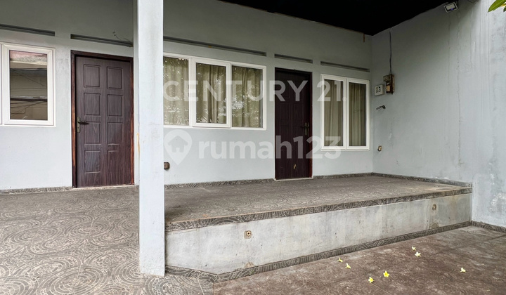 Modern Industrial 2-Story House in a Comfortable Environment in Pulomas S8916 Modern Industrial 2-Story House in a Comfortable Environment in Pulomas S8916