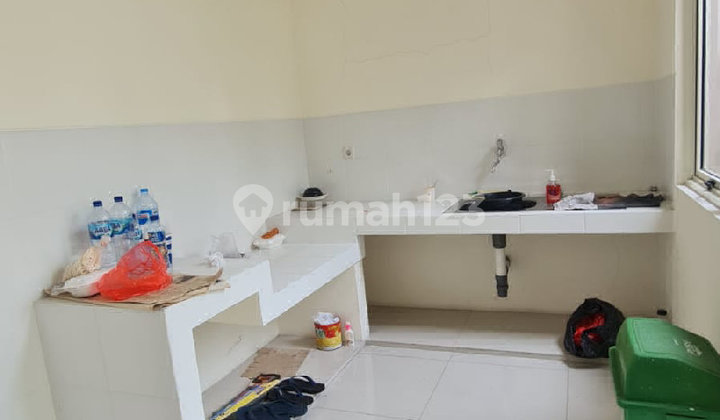 Rumah Baru 2 Lantai Siap Huni Suvarna Sutera S9129 Rumah Baru 2 Lantai Siap Huni Suvarna Sutera S9129