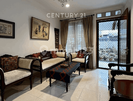 Ready-to-Occupy House in a Comfortable Complex in Pulomas S9252 1