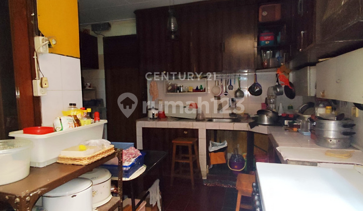 2-Story House Near Inner-City Toll Access in Cempaka Putih S8556 2