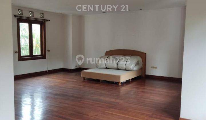 Rumah Besar 2 Lantai Di Executive Area Patra Kuningan NR0004 2