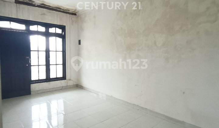 Dijual Cepat Rumah di Jalan Utama Walang Baru, Koja 2